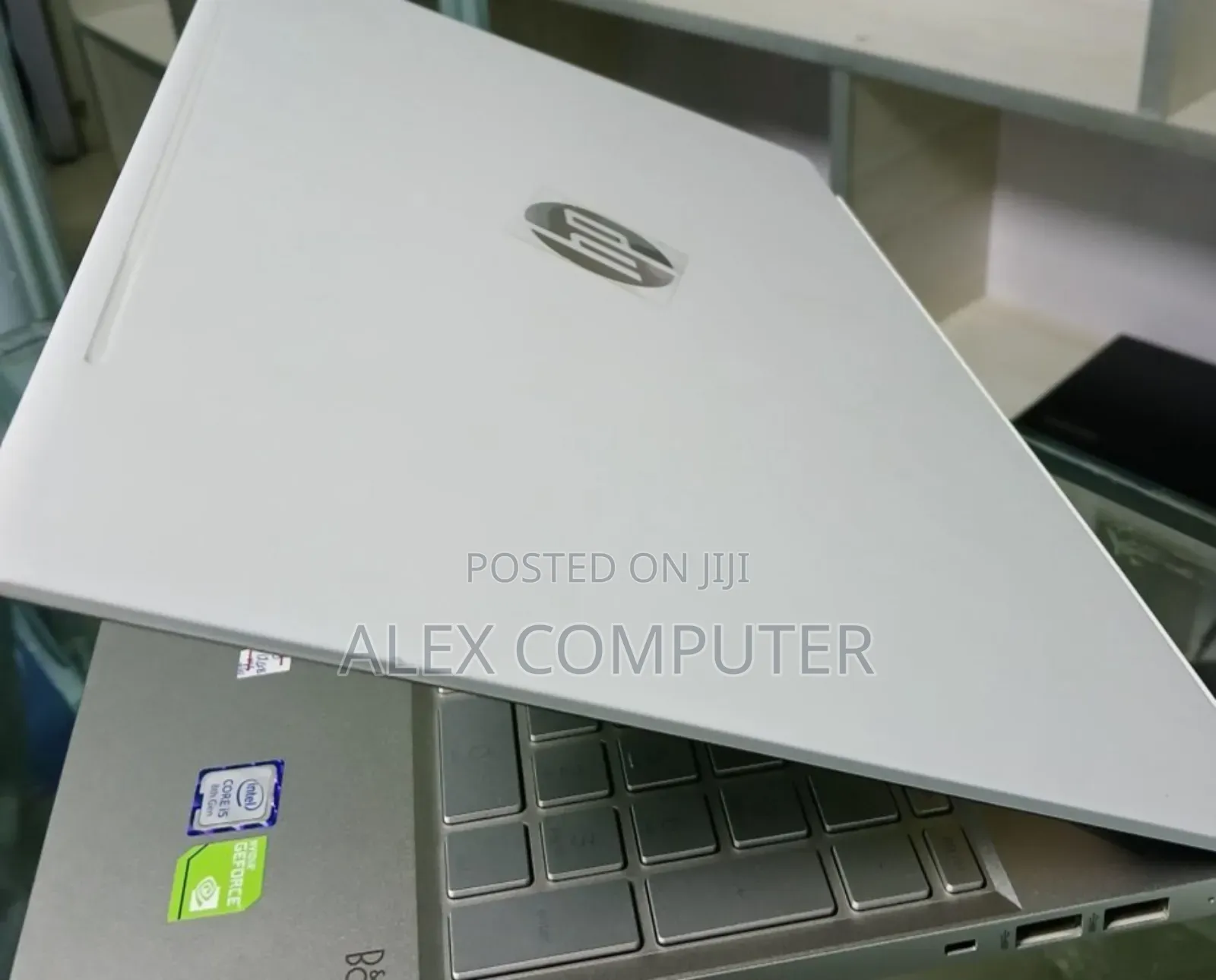 New Laptop HP Pavilion 15 8GB Intel Core I5 HDD+SSD 500GB