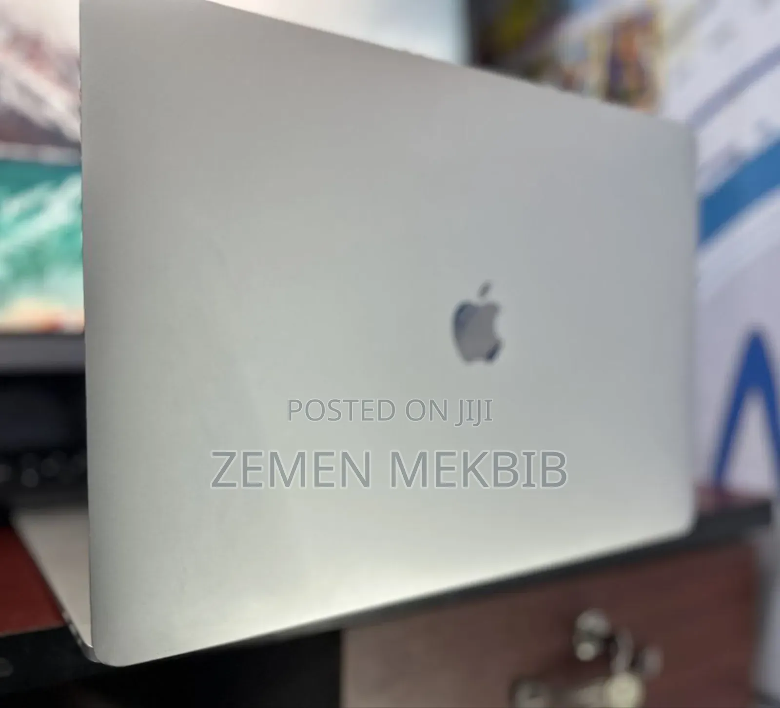 New Laptop Apple MacBook Pro 2017 16GB Intel Core I7 SSD 256GB