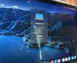 New Laptop Apple MacBook Pro 2017 16GB Intel Core I7 SSD 256GB