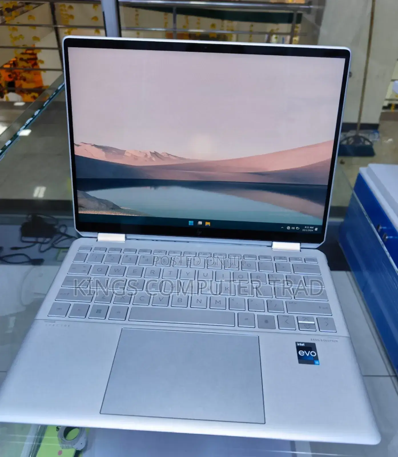 New Laptop HP Spectre 8GB Intel Core I5 SSD 512GB