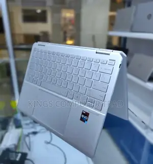 New Laptop HP Spectre 8GB Intel Core I5 SSD 512GB