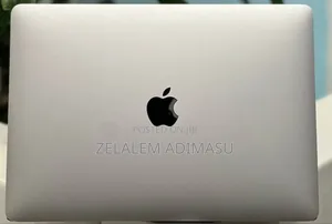 New Laptop Apple MacBook Pro 2017 8GB Intel Core I9 SSD 256GB