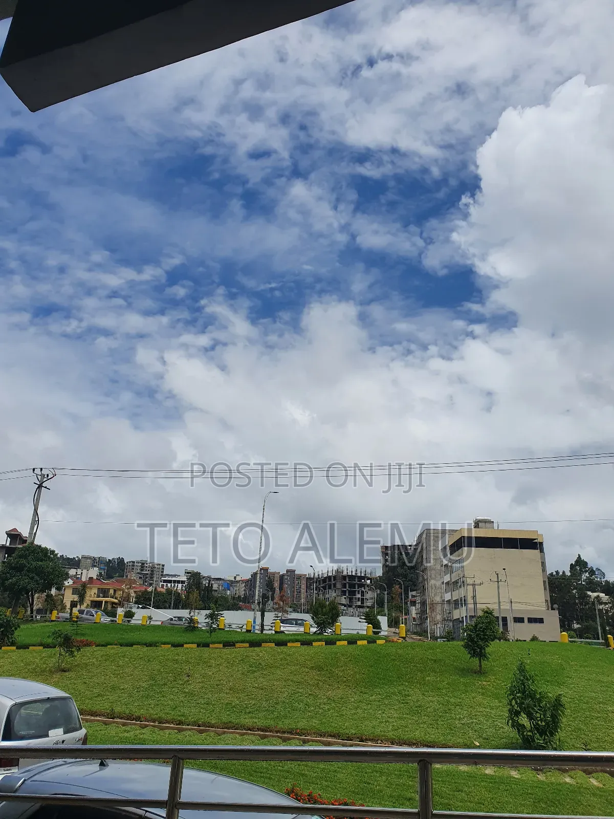 የሚሸጥ ቦታ ሲኤምሲ ሚኒስትሮች ሰፈር 500 ካሬ 60 ሚሊዮን ዋና አስፓልት ላይ