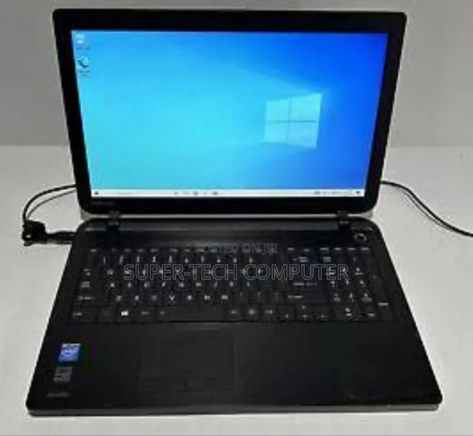 Laptop Toshiba Satellite C55 4GB Intel Celeron HDD 140GB