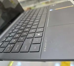 New Laptop HP Dragonfly G4 16GB Intel Core I7 SSD 512GB