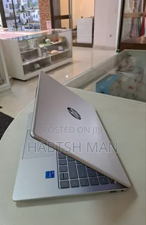 New Laptop HP Stream Notebook 16GB Intel Core i5 SSD 512GB