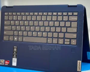 Photo - New Laptop Lenovo ThinkPad Yoga 370 3GB Intel Core I7 SSD 512GB