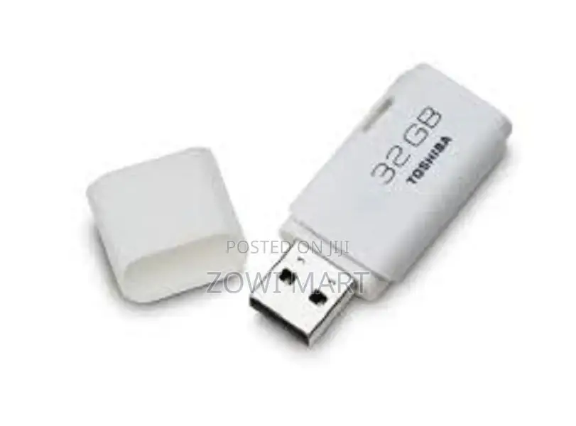 Toshiba Transmemory U202 32GB USB 2.0 Flash Drive