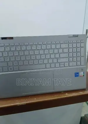 New Laptop HP Pavilion 15 8GB Intel Core I5 SSD 512GB