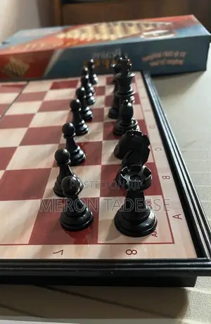 Magnetic Foldable Chessboard Chess Game ማግኔቲክh ታጣፊ ቼዝቦርድ