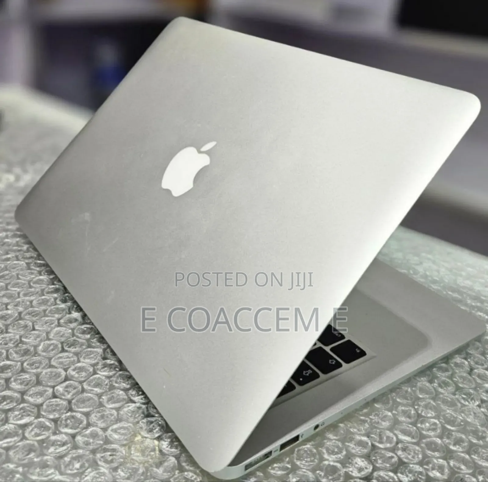 New Laptop Apple MacBook 8GB Intel Core I7 SSD 256GB