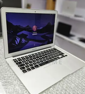 Photo - New Laptop Apple MacBook 8GB Intel Core I7 SSD 256GB