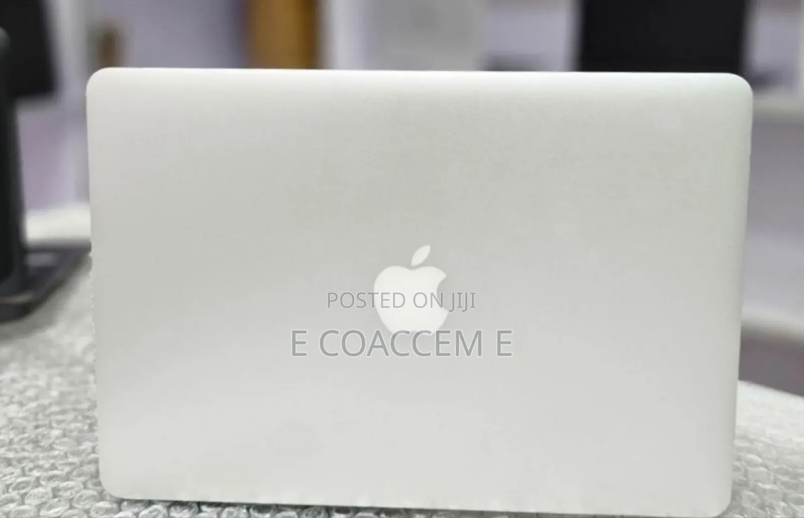 New Laptop Apple MacBook 8GB Intel Core I7 SSD 256GB