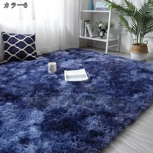 Bedroom Oasis: Luxurious Fur Mat for a Serene Retreat