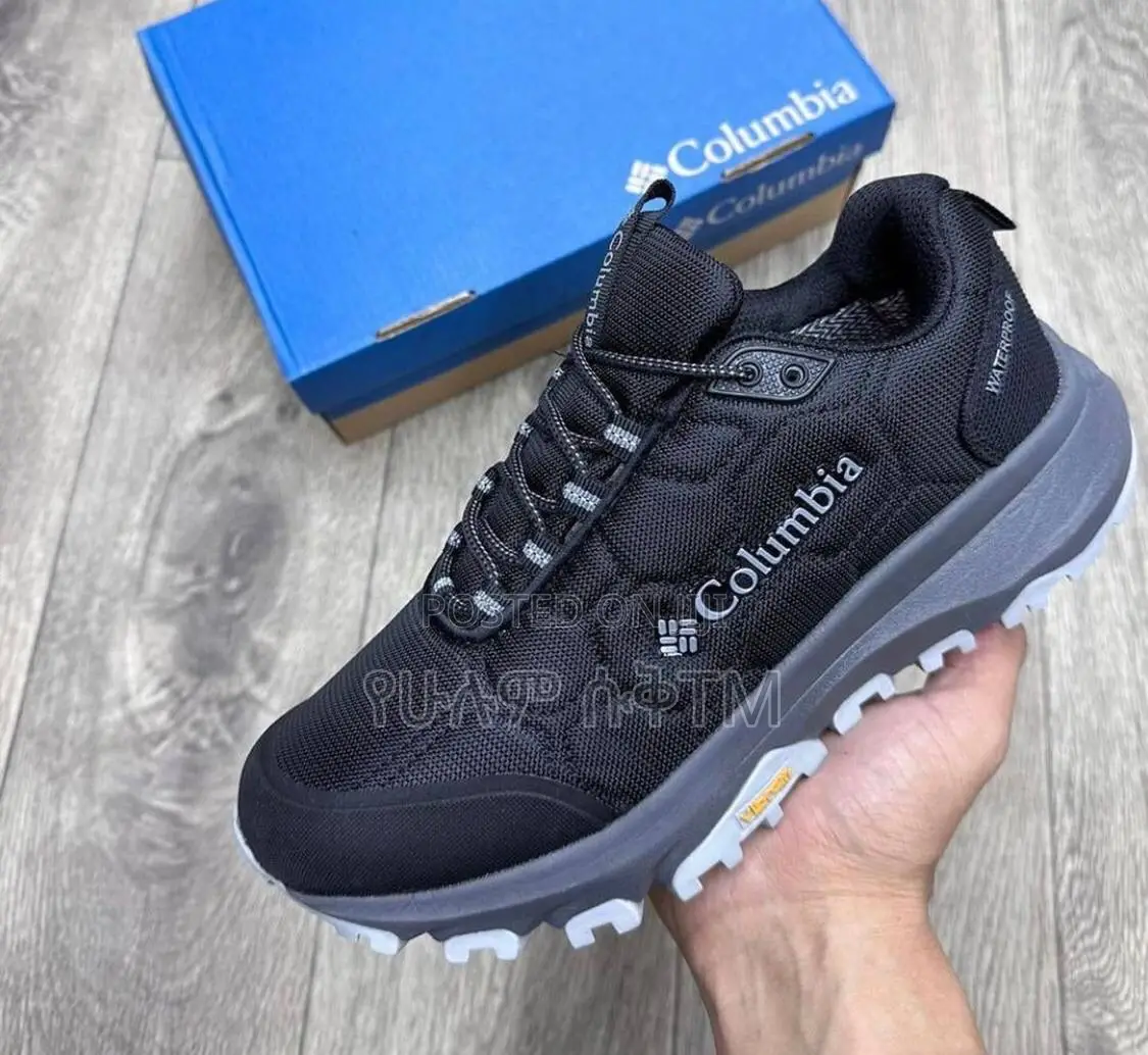 Original Columbia Firecamptm Hiking Shoes