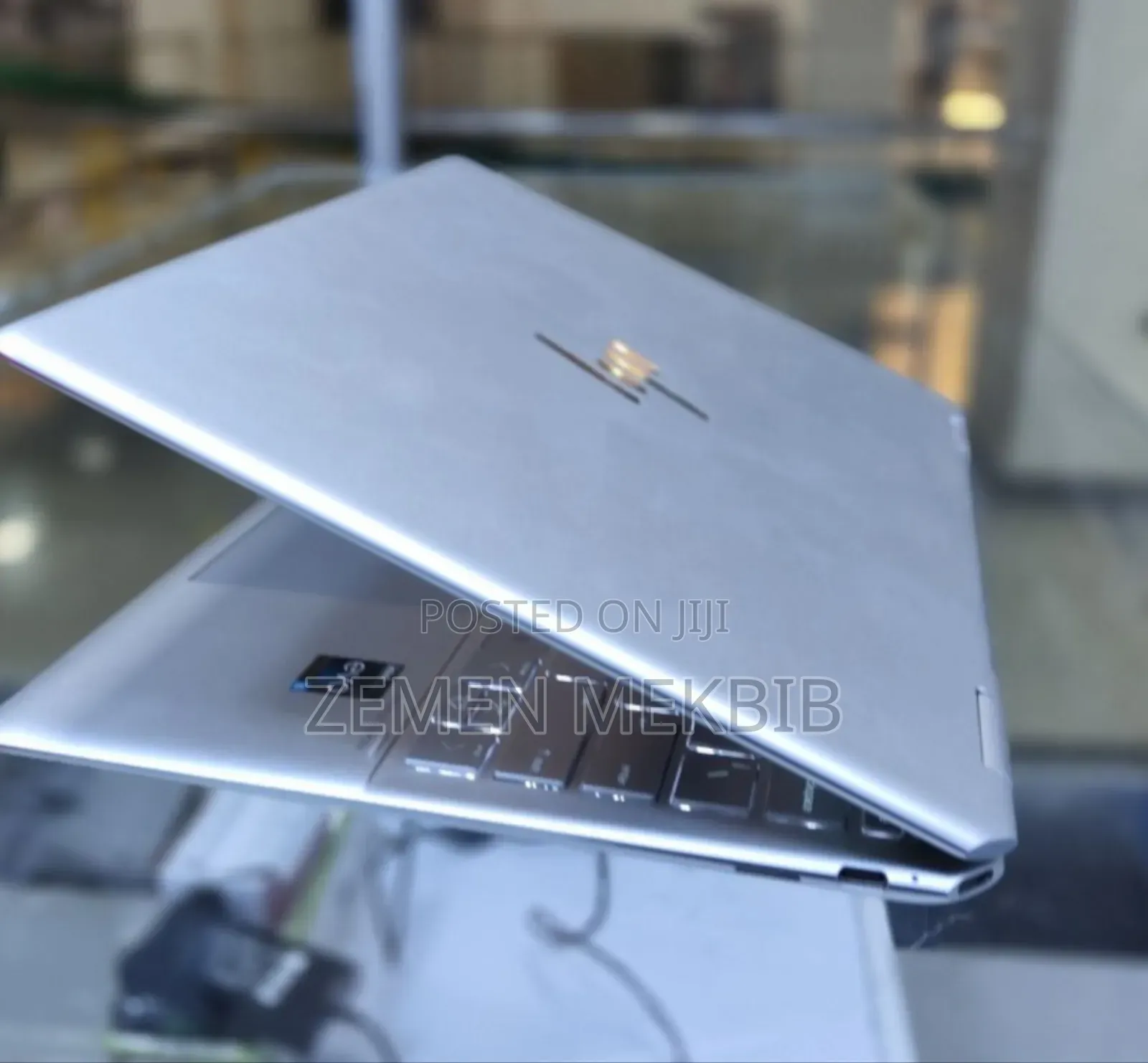 New Laptop HP Spectre X360 8GB Intel Core I5 SSD 512GB