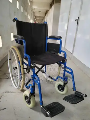 Slightly Used Wheelchair ፰1wheelchair፬€Wheelchair፵*Wilcher