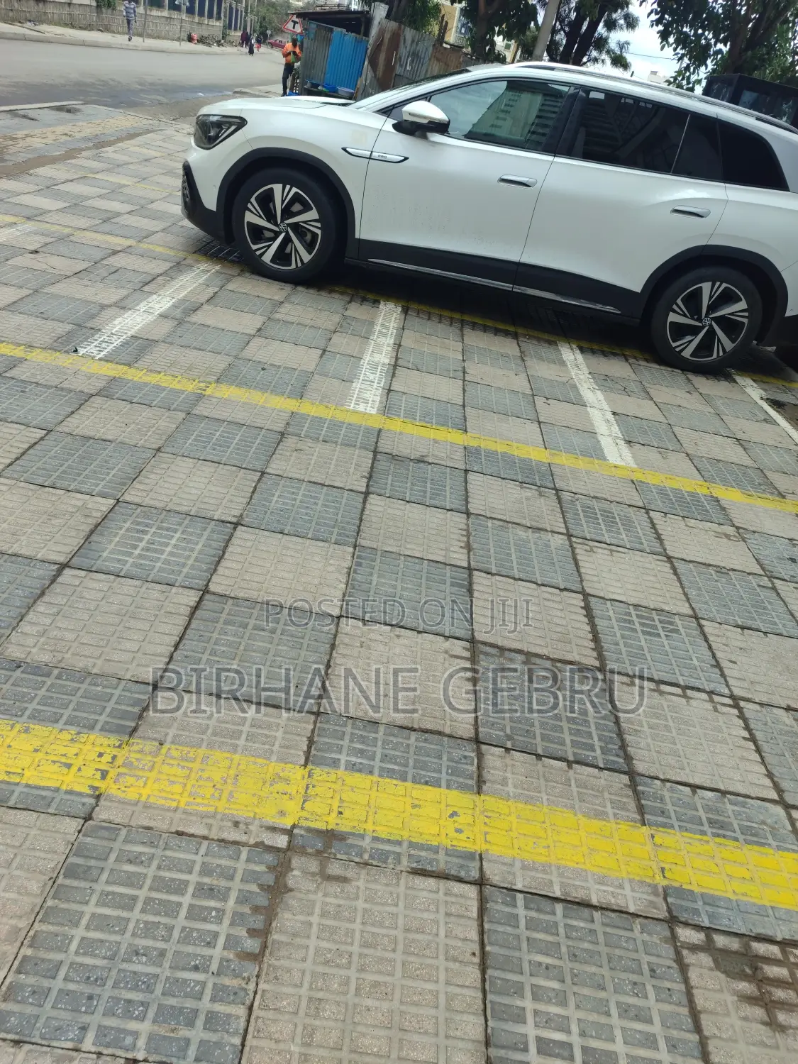 1bdrm Block of Flats in Luxury Apartiment, Bole for rent