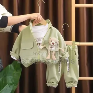 Photo - Casual Boys' 3-Piece Outfit in Green, Suitable for Ages 1-5,
