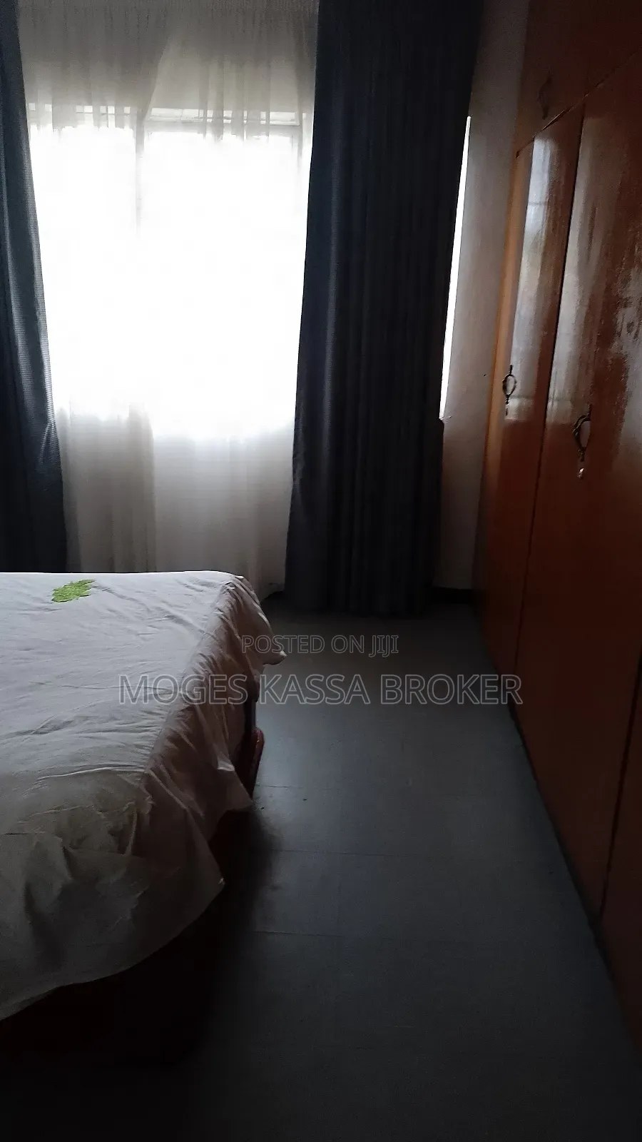 Furnished 4bdrm Villa in አያት የሚሸጥ 300 ካሬ ነባር, Yeka for sale