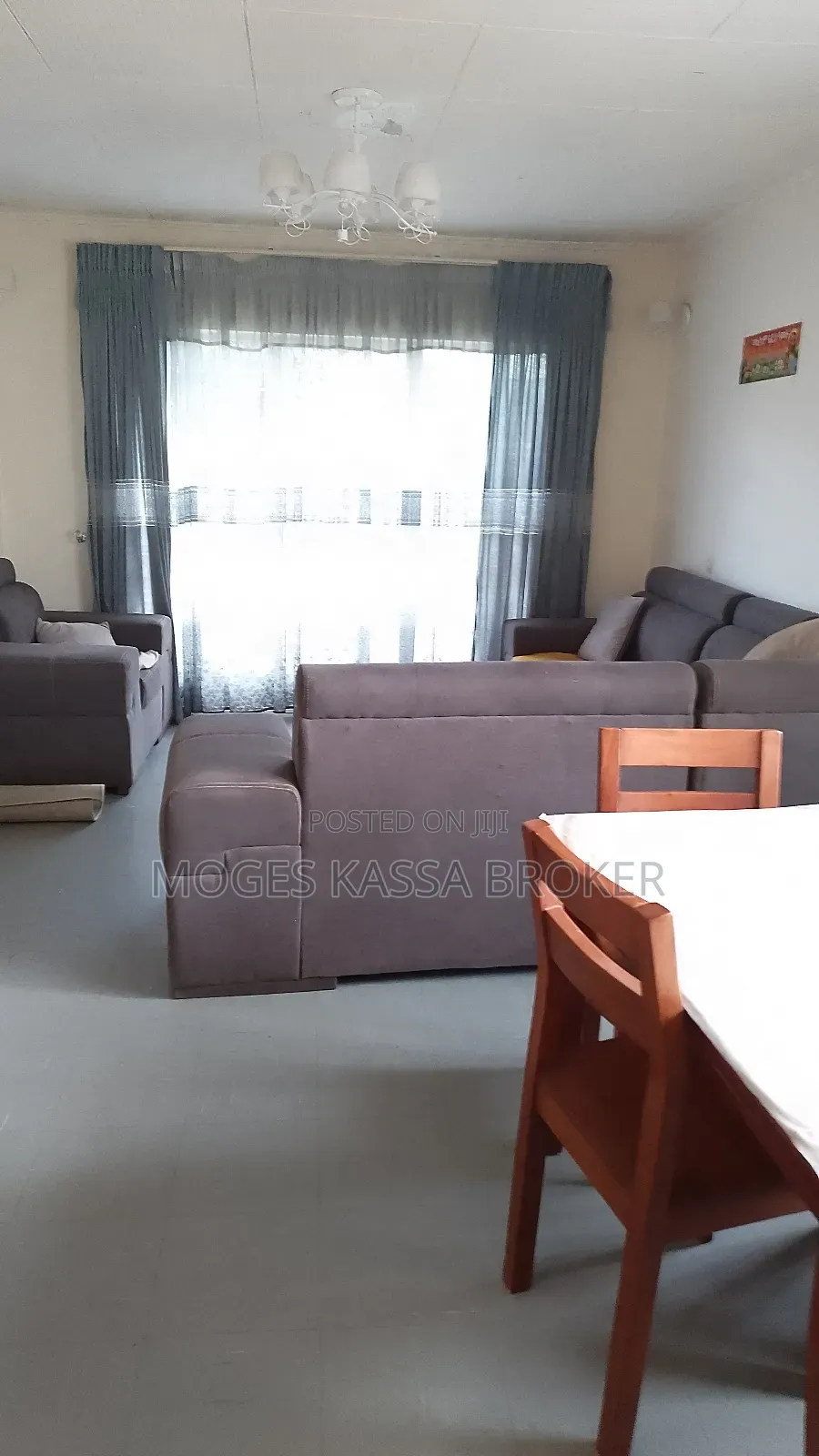 Furnished 4bdrm Villa in አያት የሚሸጥ 300 ካሬ ነባር, Yeka for sale