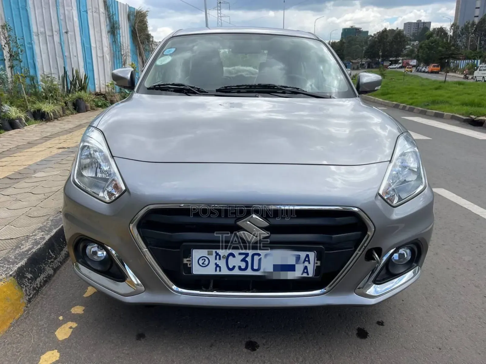 Suzuki Dzire 2023 Silver