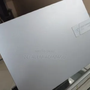 New Laptop Asus Vivobook 16 16GB AMD Ryzen 7 SSD 1T