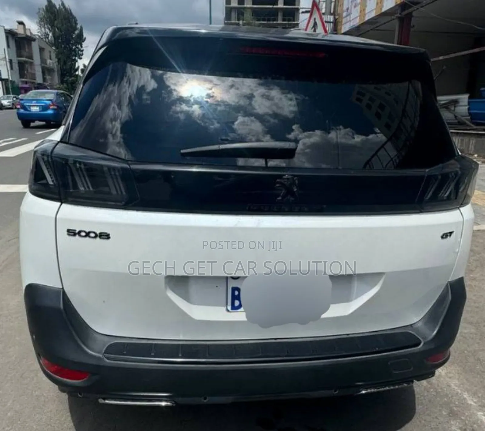 Peugeot 5008 2021 White
