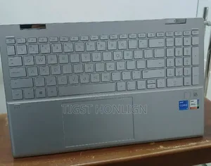 Photo - New Laptop HP Pavilion 15 8GB Intel Core I5 SSD 512GB