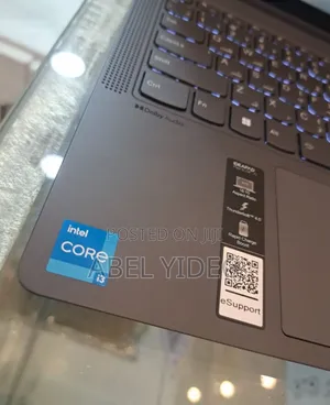 New Laptop Lenovo Flex 5 8GB Intel Core I3 SSD 256GB