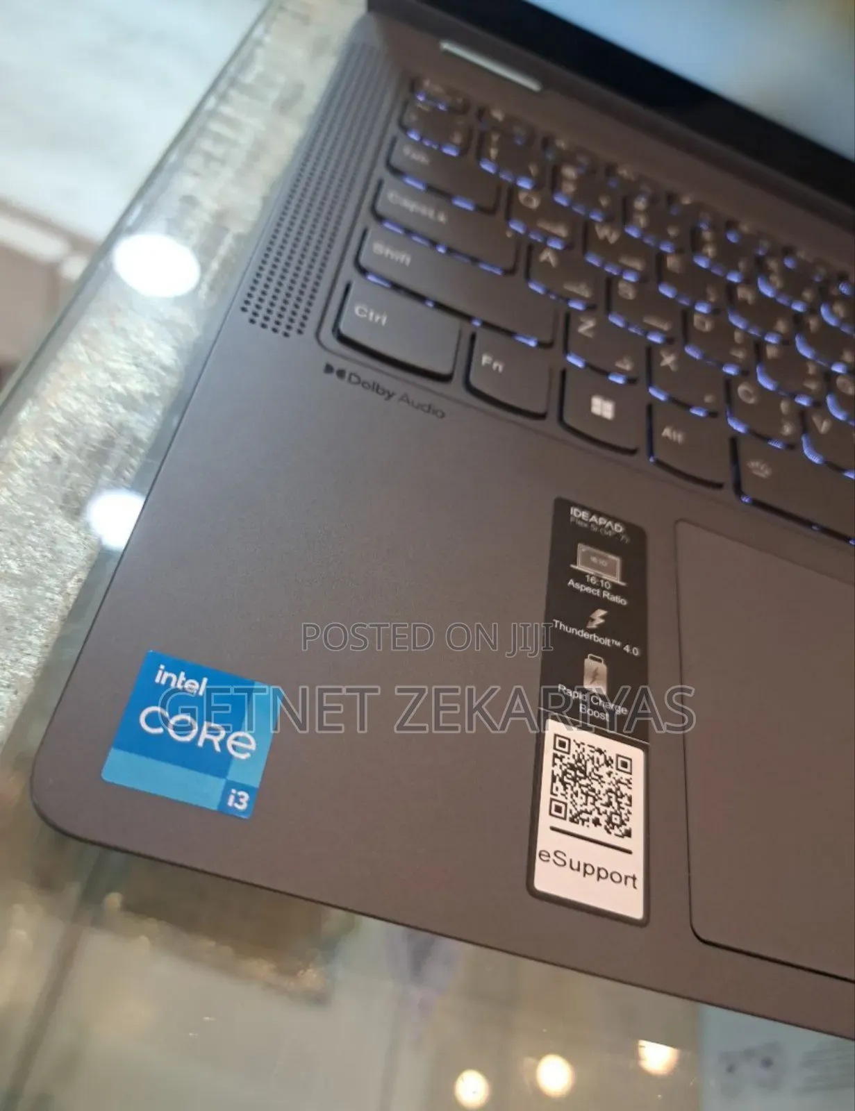 New Laptop Lenovo Yoga C930 8GB Intel Core I3 SSD 256GB
