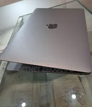 New Laptop Apple MacBook Air 2019 8GB Intel Core I5 SSD 128GB