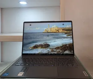 Photo - New Laptop Lenovo Flex 5 8GB Intel Core I3 SSD 256GB