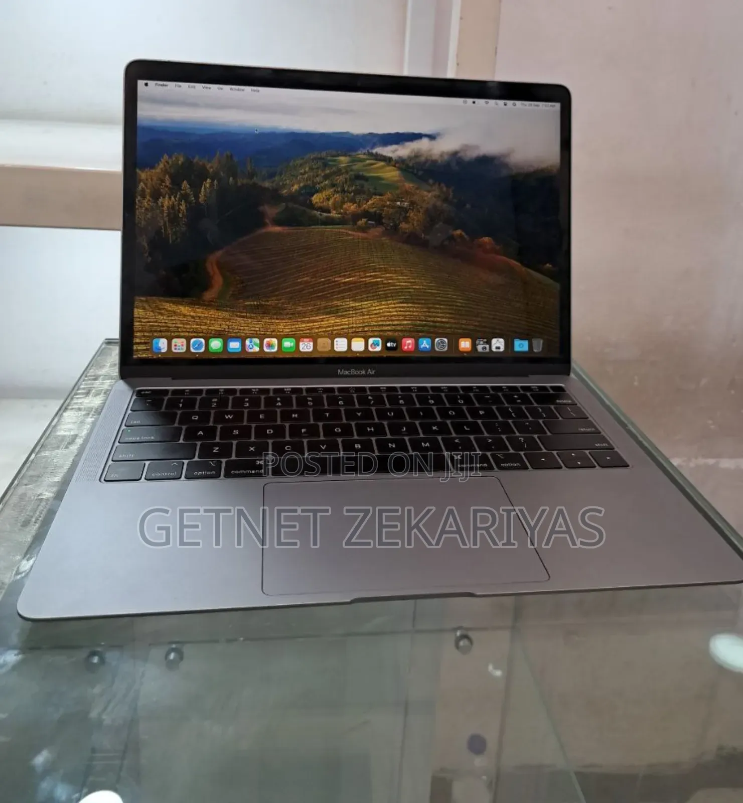 New Laptop Apple MacBook Air 2019 8GB Intel Core I5 SSD 128GB