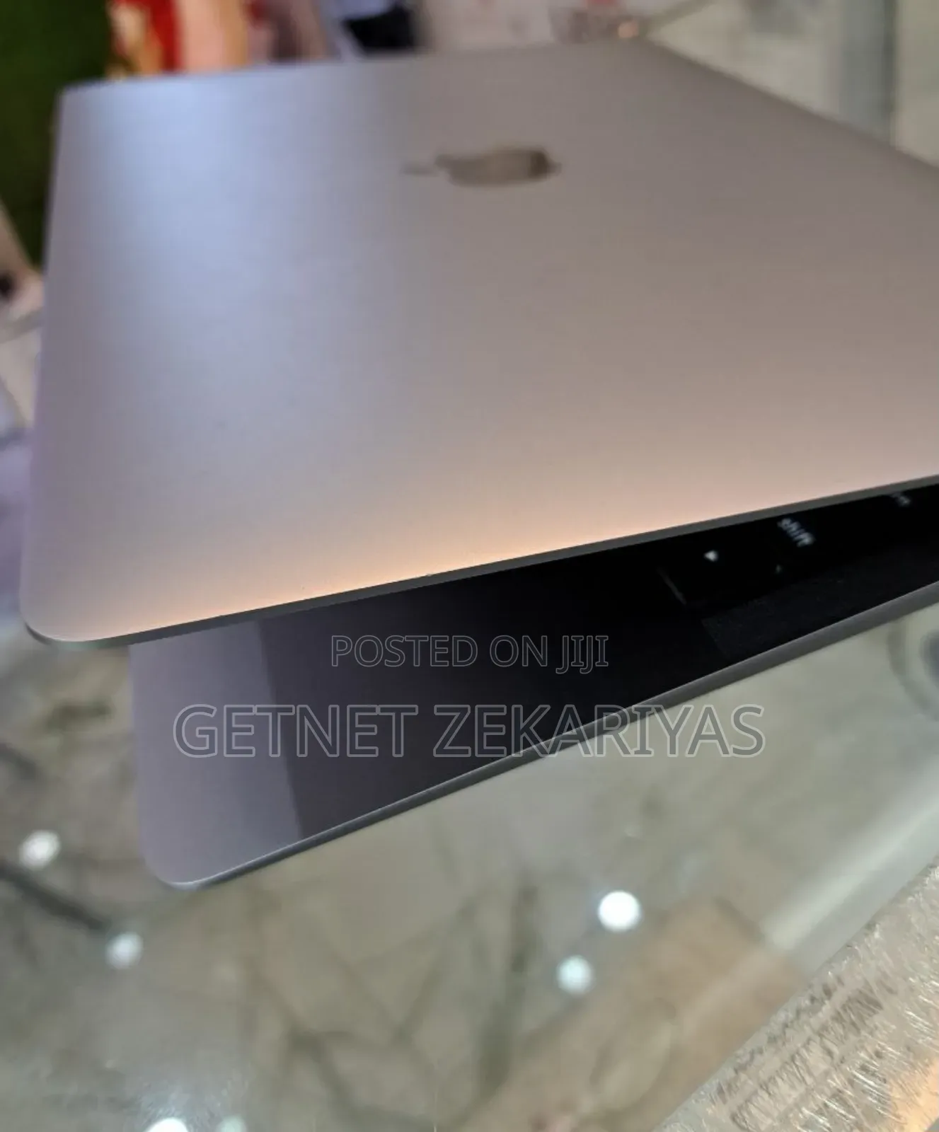 New Laptop Apple MacBook Air 2019 8GB Intel Core I5 SSD 128GB