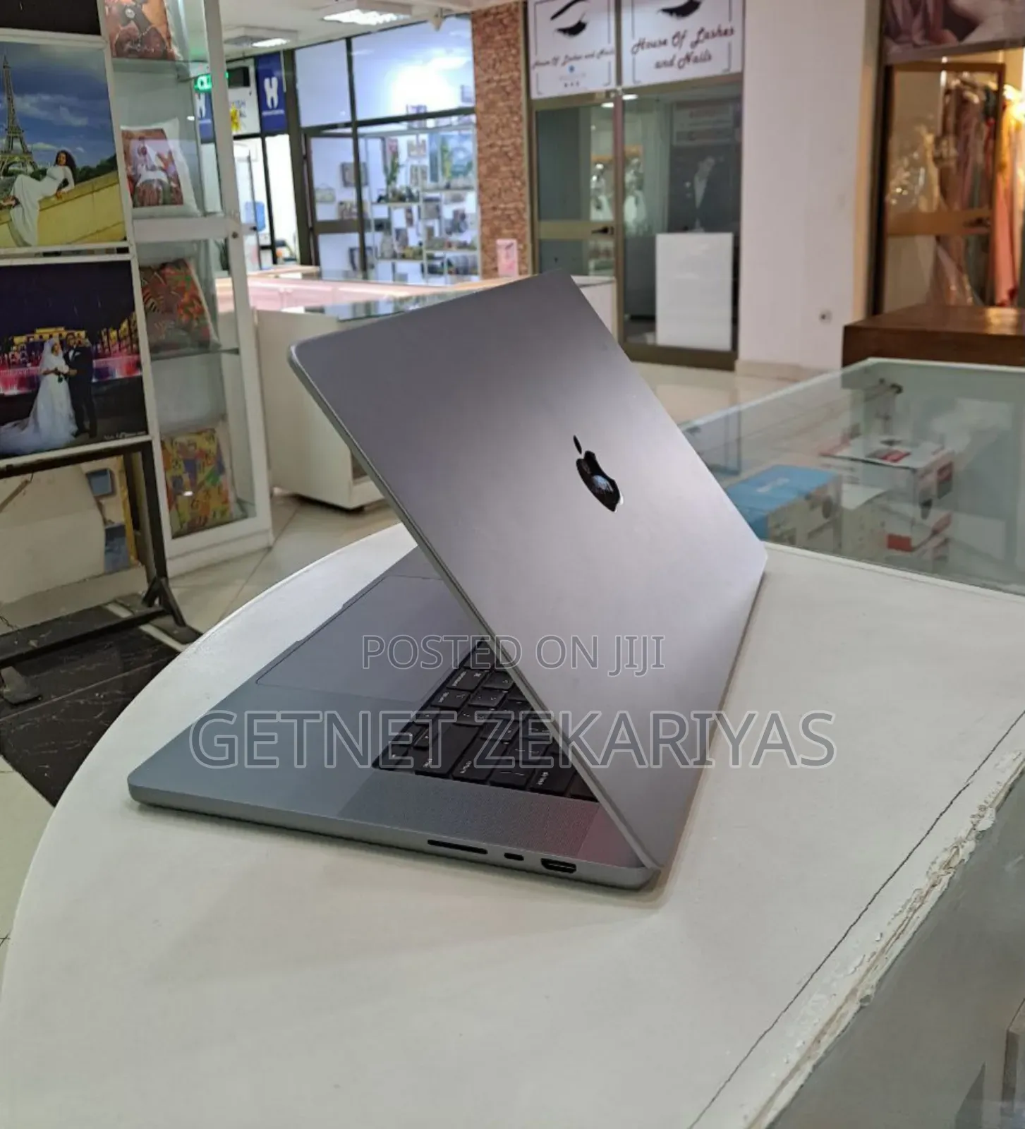 New Apple MacBook Pro 2023 M2 Pro 16-Inch 32GB Apple M2 SSD 512GB