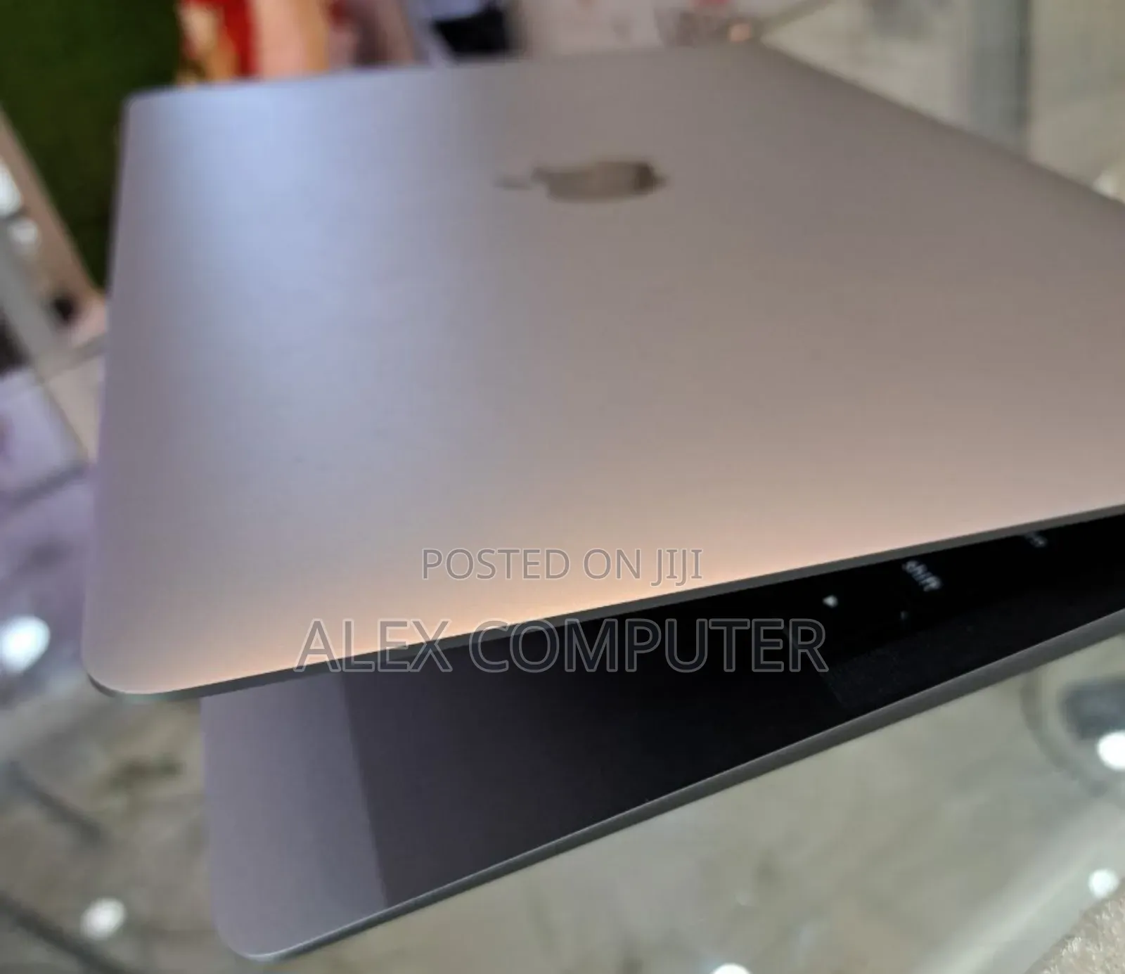 New Laptop Apple MacBook Air 2019 8GB Intel Core I5 SSD 128GB