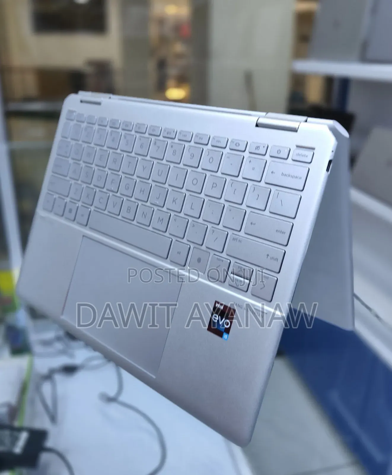 New Laptop HP Spectre 8GB Intel Core I5 SSD 512GB