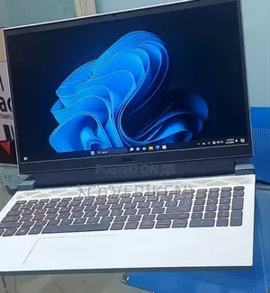 New Laptop Dell G15 5511 16GB Intel Core I7 SSD 512GB