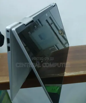 New Laptop HP Pavilion 13 X360 8GB Intel Core I5 SSD 512GB