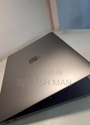 Photo - New Laptop Apple MacBook Air 2020 M1 8GB Apple M1 SSD 256GB