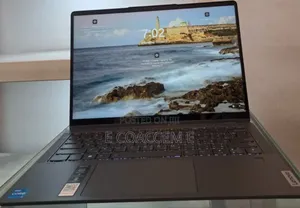 New Laptop Lenovo 8GB Intel Core I3 SSD 256GB