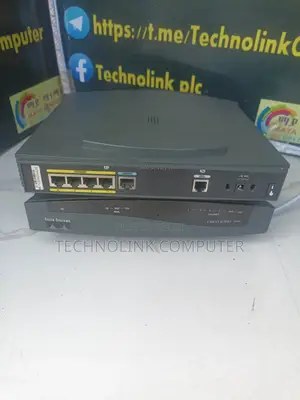 Photo - Cisco 831 Router