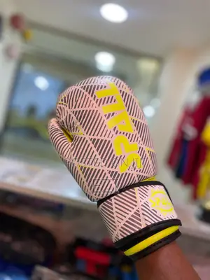Photo - Spall Boxing