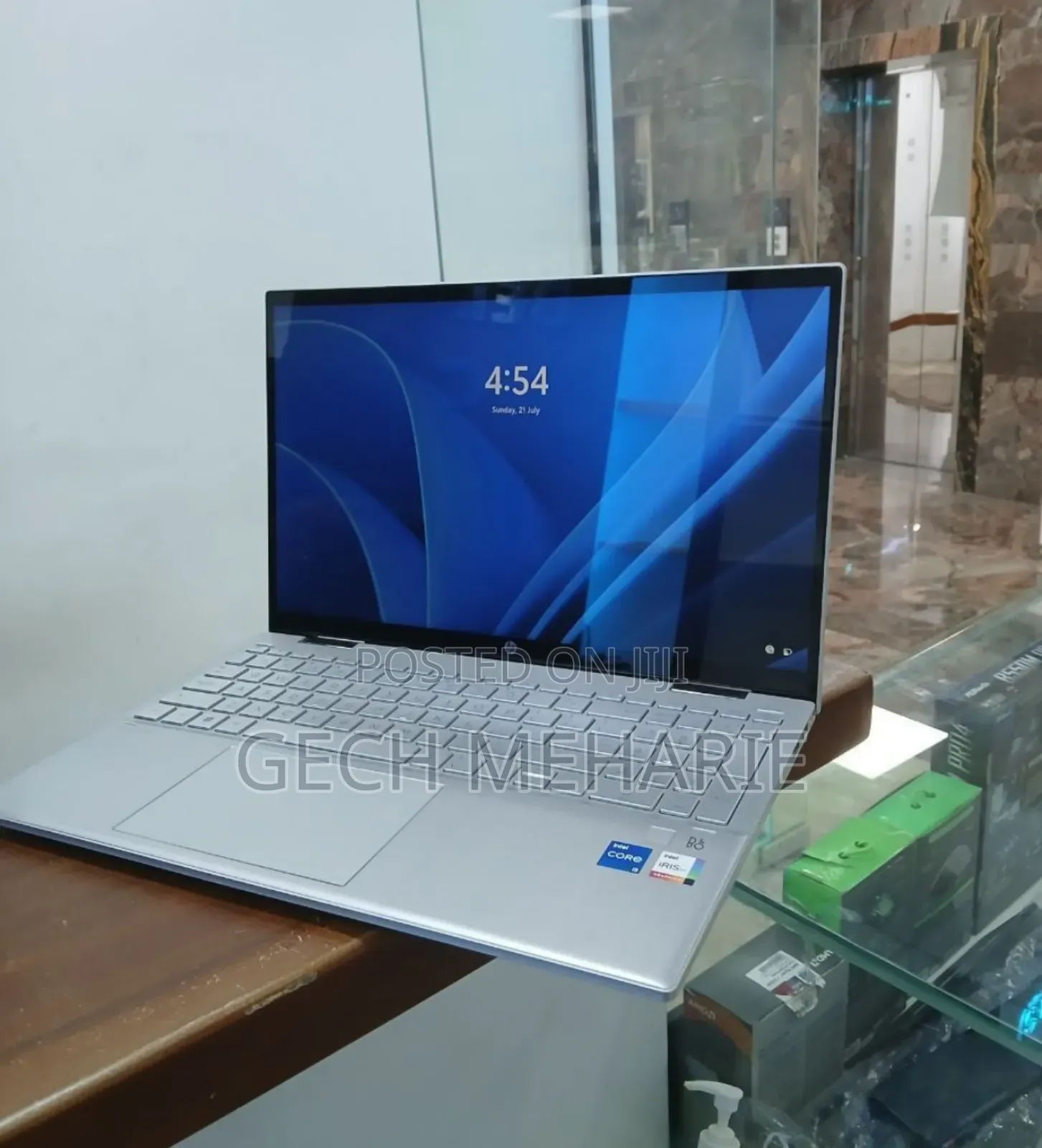 New Laptop HP Pavilion 13 X360 8GB Intel Core I5 SSD 512GB