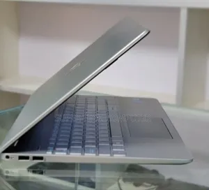 New Laptop HP Stream Notebook 16GB Intel Core I5 SSD 512GB