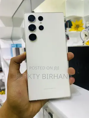 Photo - New Samsung Galaxy S23 Ultra 256 GB White