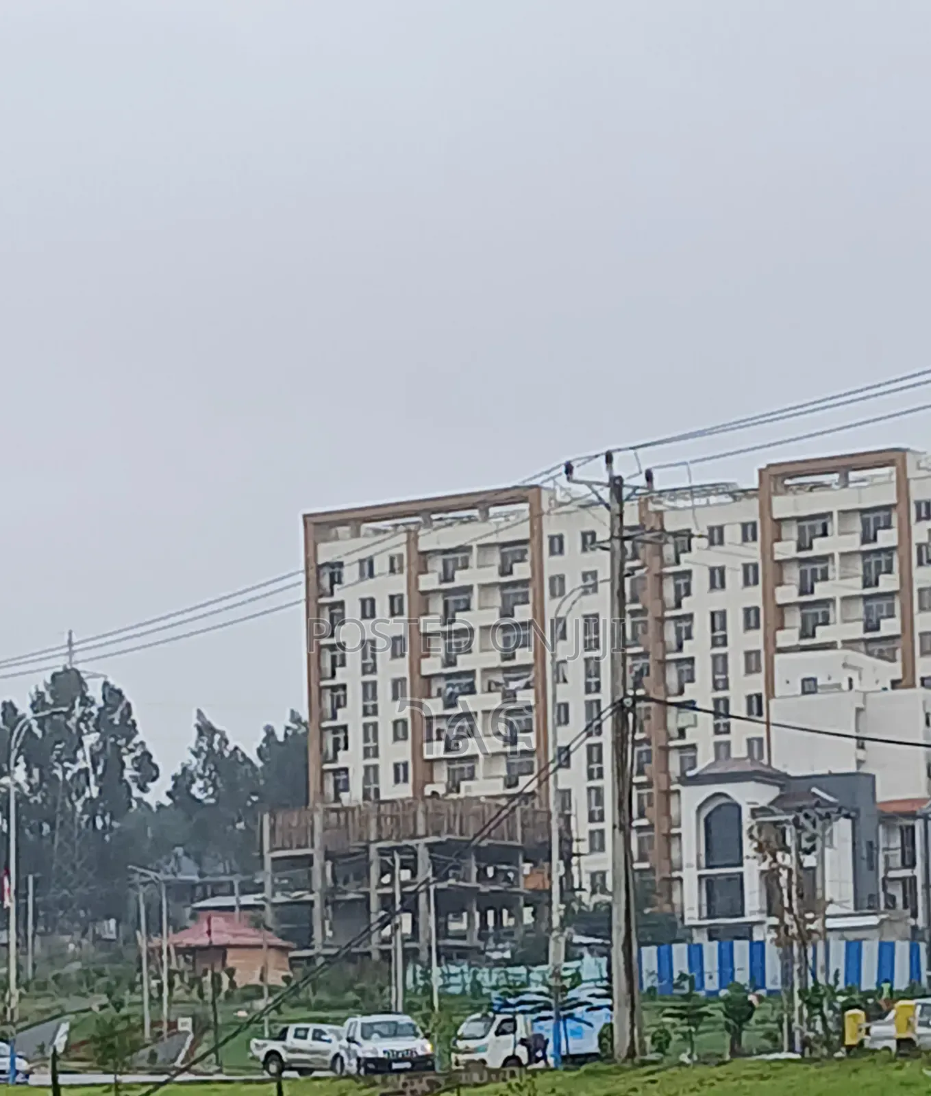 4bdrm Apartment in የግል አልሚ, Yeka for sale