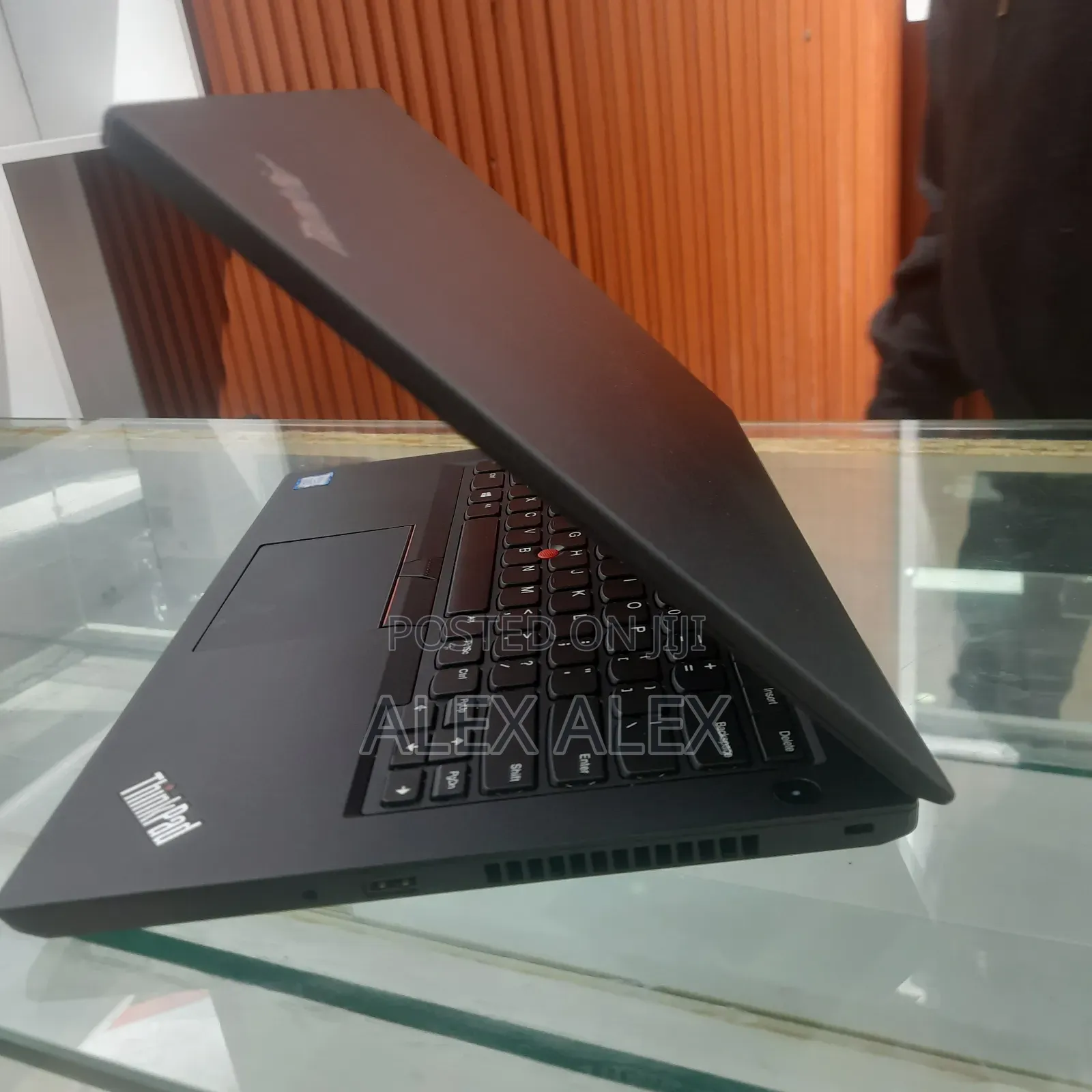 New Laptop Lenovo Ideapad 3 8GB Intel Core I5 HDD 1T