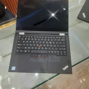 Photo - Laptop Lenovo ThinkPad Yoga 370 16GB Intel Core I5 SSD 512GB